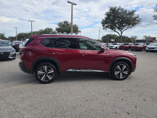 Certified 2022 Nissan Rogue Platinum w/ Head-Up Display Package image 9