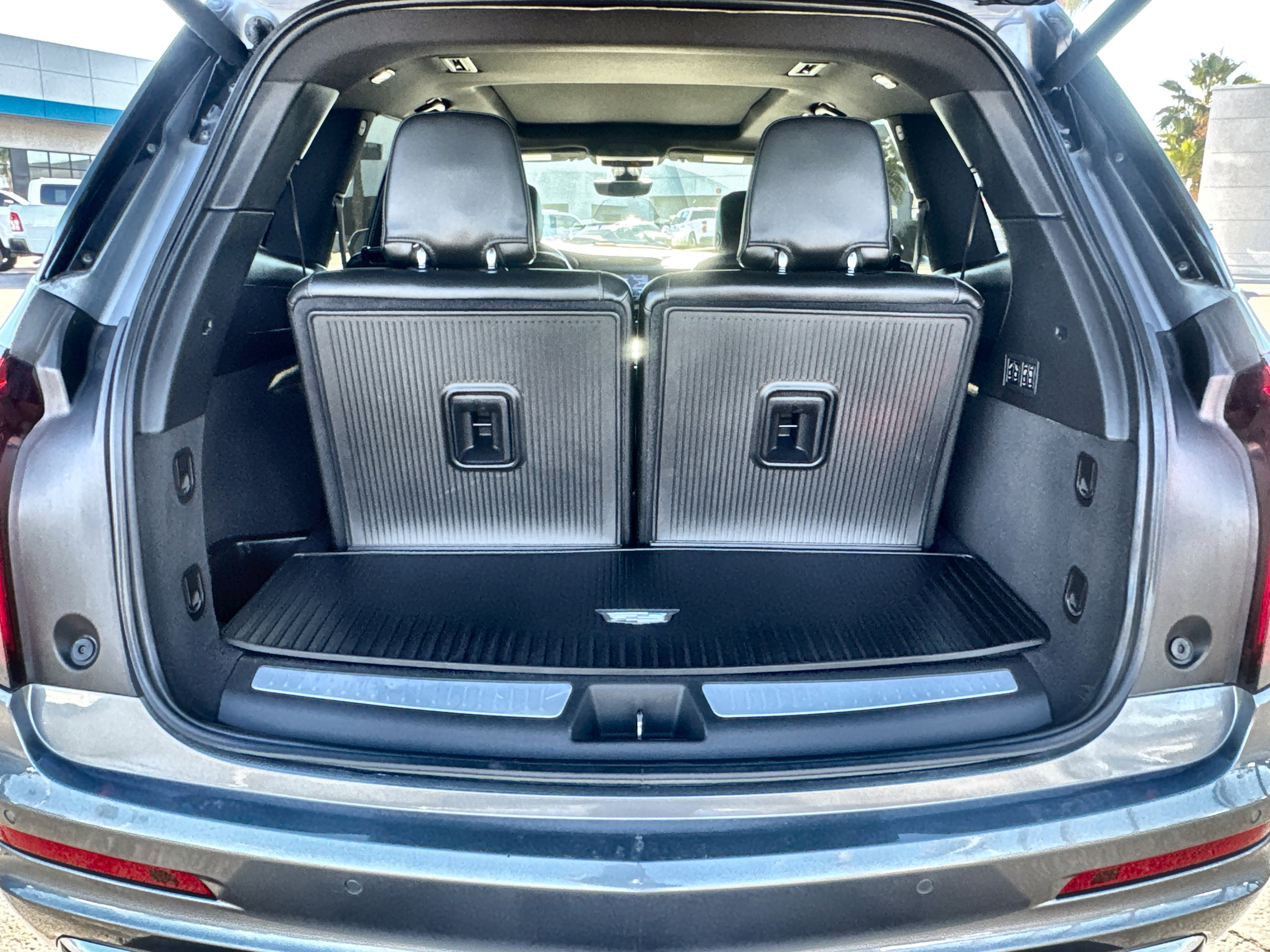 Used 2021 Cadillac XT6 Premium Luxury image 27