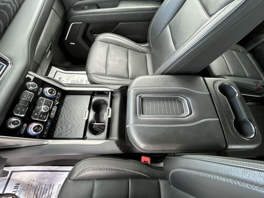 Used 2022 GMC Yukon XL Denali AWD/4WD image 27