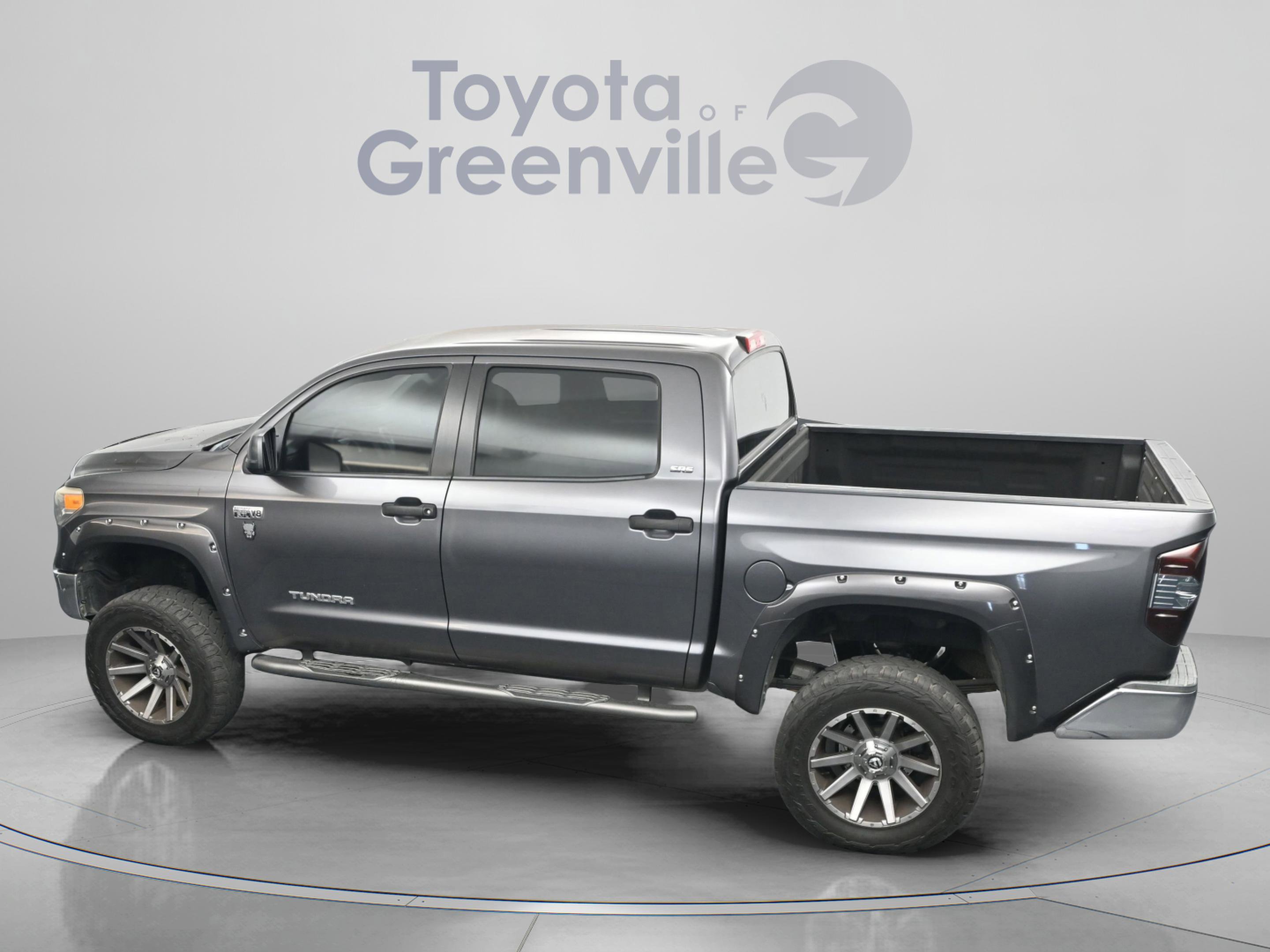 Used 2014 Toyota Tundra SR5 w/ SR5 Upgrade Package AWD/4WD image 9