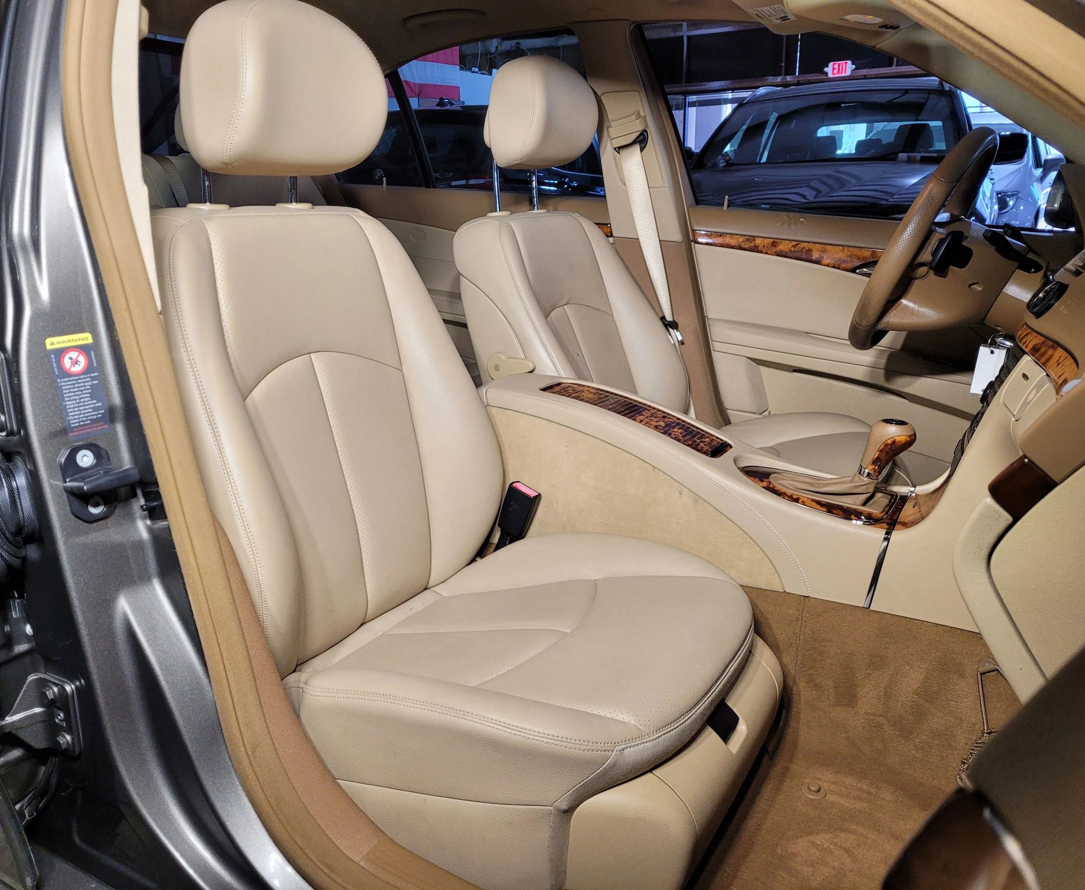 Used 2009 Mercedes-Benz E 350 Sedan image 18