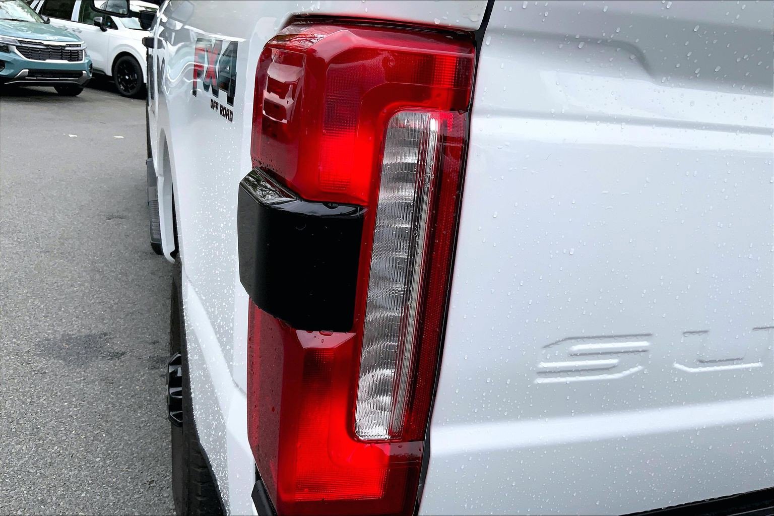 Used 2024 Ford F250 XL w/ STX Appearance Package AWD/4WD image 31