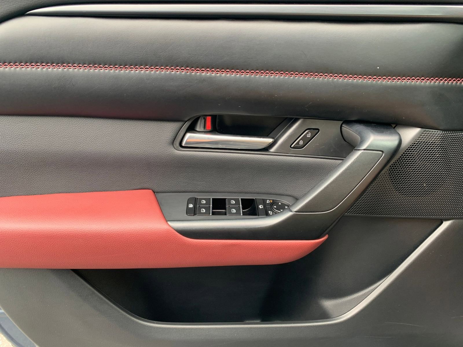 Used 2025 MAZDA CX-50 2.5 Hybrid w/ Premium Plus Pkg image 18