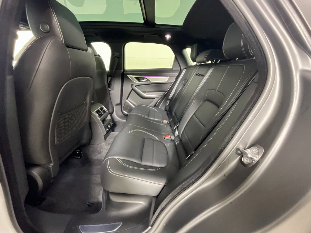 Used 2025 Jaguar F-PACE R-Dynamic S image 26
