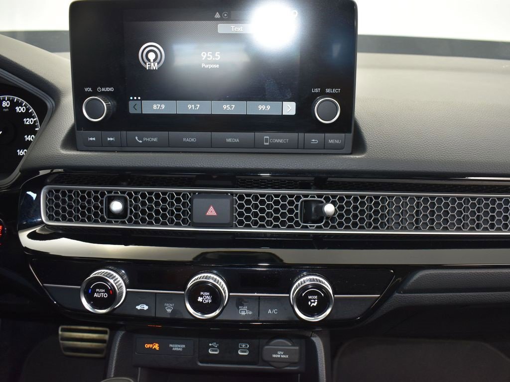 Used 2025 Honda Civic Sport image 29