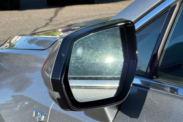 Used 2024 Cadillac XT4 Premium Luxury image 53