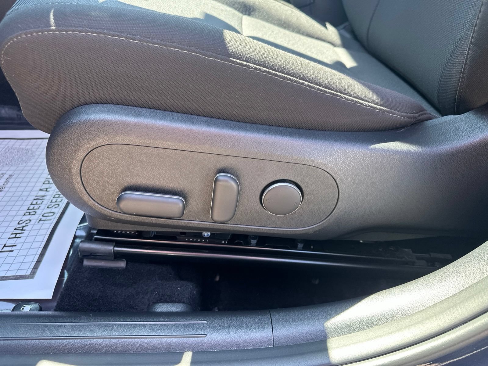 Used 2025 Hyundai Kona SEL AWD/4WD image 12
