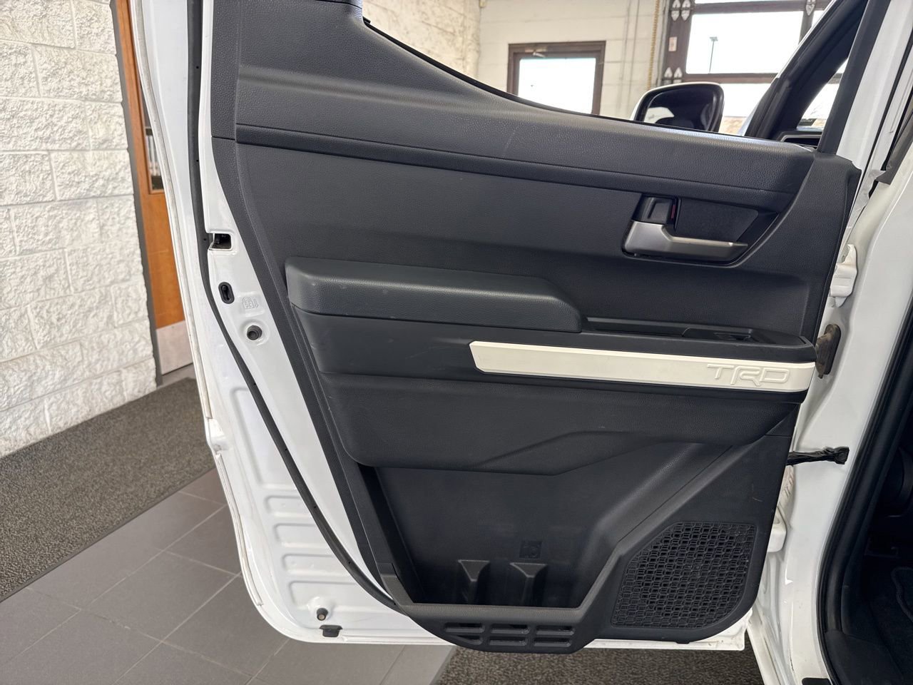 Used 2024 Toyota Tacoma TRD Off-Road image 39