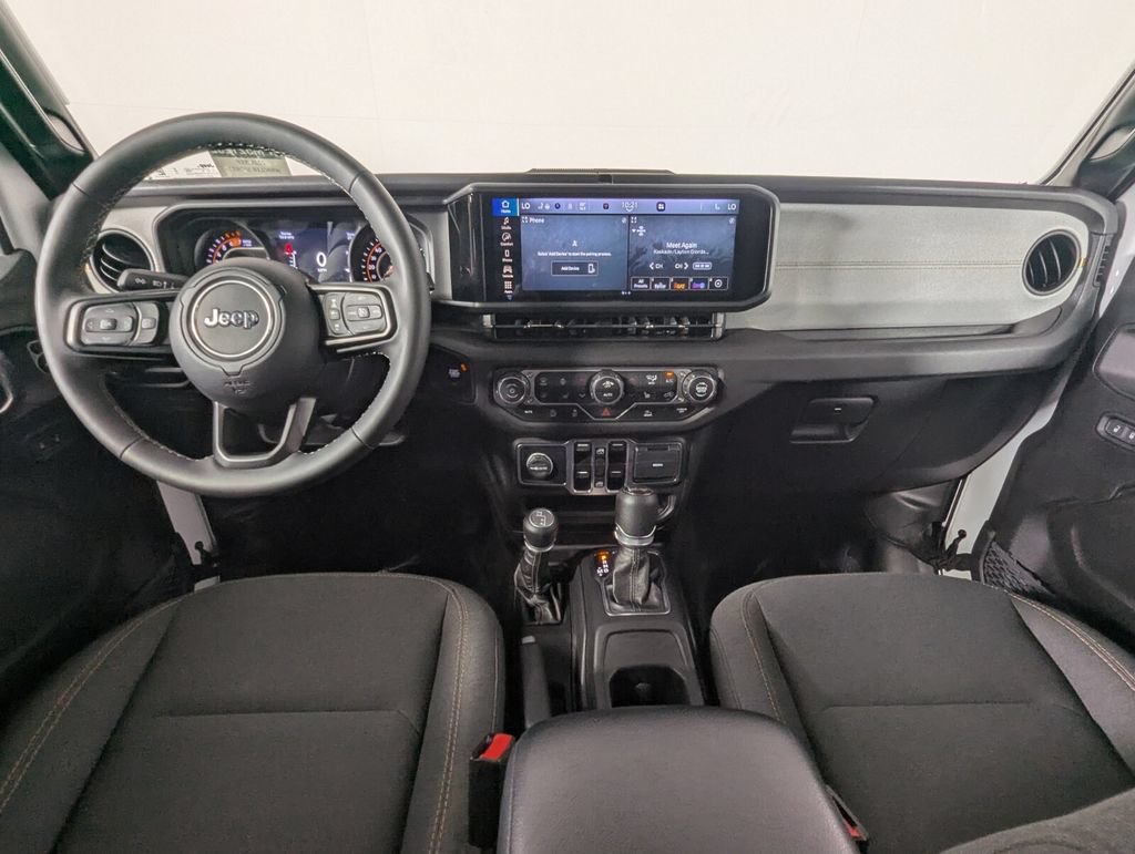 Used 2025 Jeep Wrangler Unlimited Sport AWD/4WD image 15