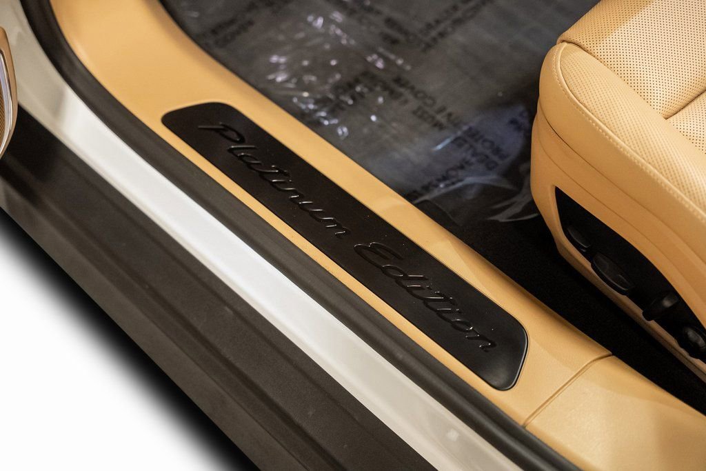 Used 2023 Porsche Panamera Platinum Edition image 65