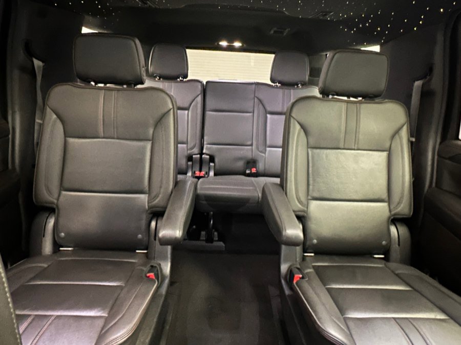 Used 2021 Chevrolet Suburban RST w/ Luxury Package image 45