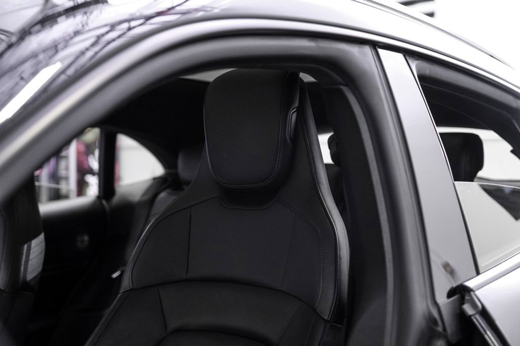 Used 2023 Porsche Taycan 4 Cross Turismo image 34