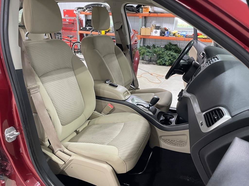 Used 2011 Dodge Journey Mainstreet w/ Popular Equipment Group AWD/4WD image 22