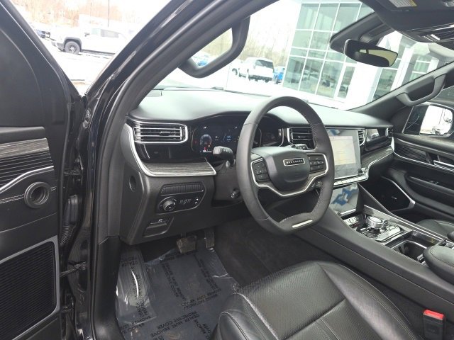 Used 2022 Jeep Wagoneer Series III w/ Premium Group I image 27