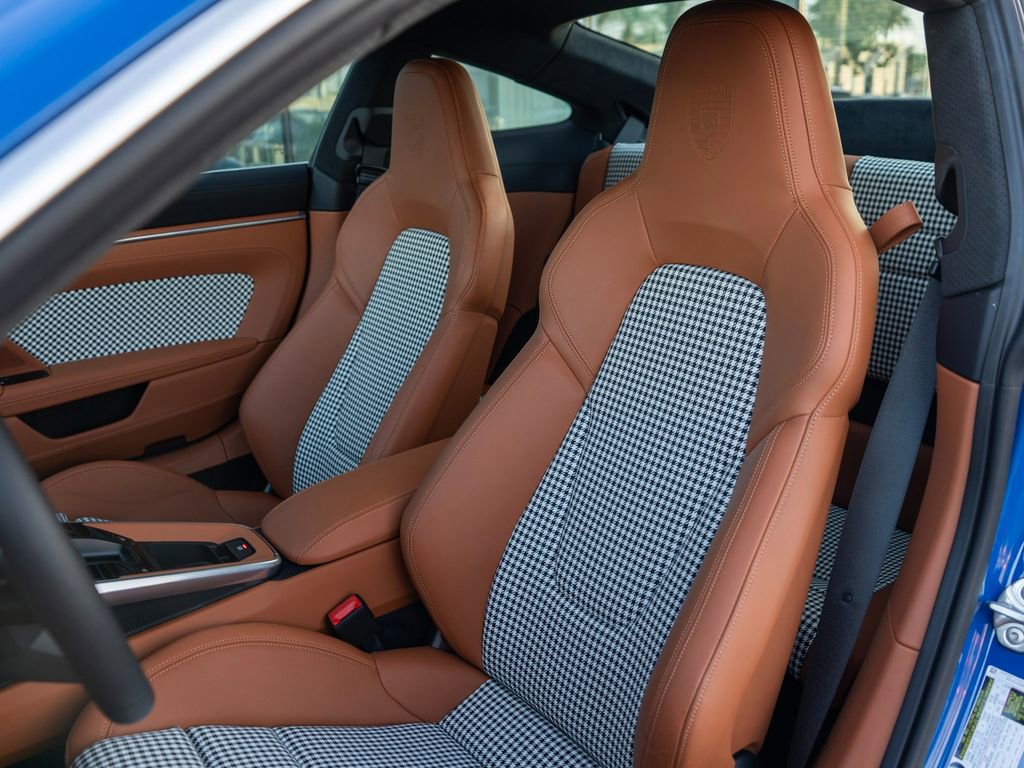 Certified 2023 Porsche 911 Sport Classic image 5