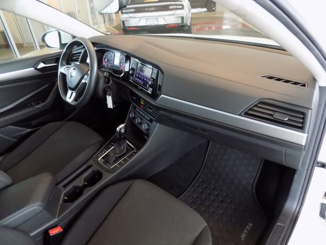 Used 2021 Volkswagen Jetta S w/ Driver Assistance Package FWD image 22