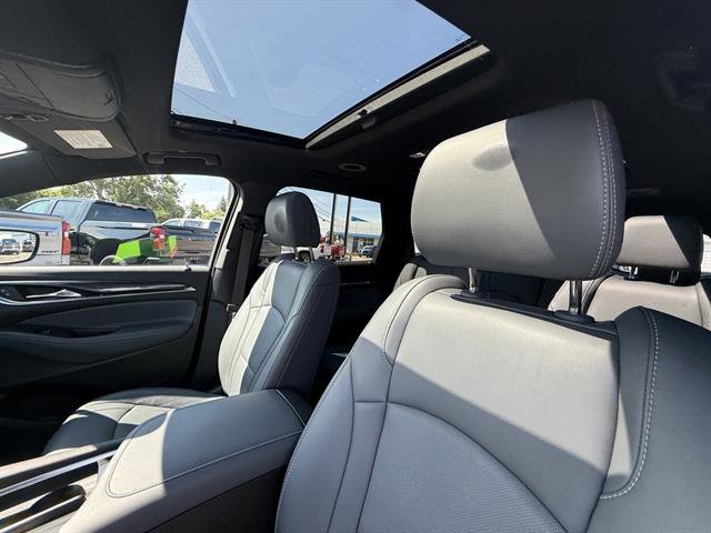 Used 2022 Buick Enclave Essence w/ Experience Buick Package image 29