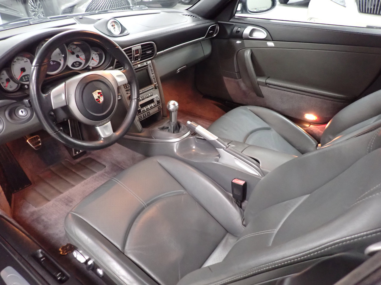 Used 2006 Porsche 911 Carrera S image 10