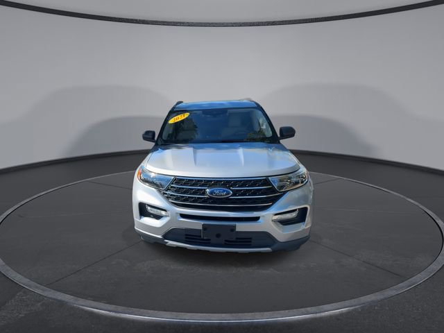 Used 2021 Ford Explorer XLT w/ Equipment Group 202A image 5