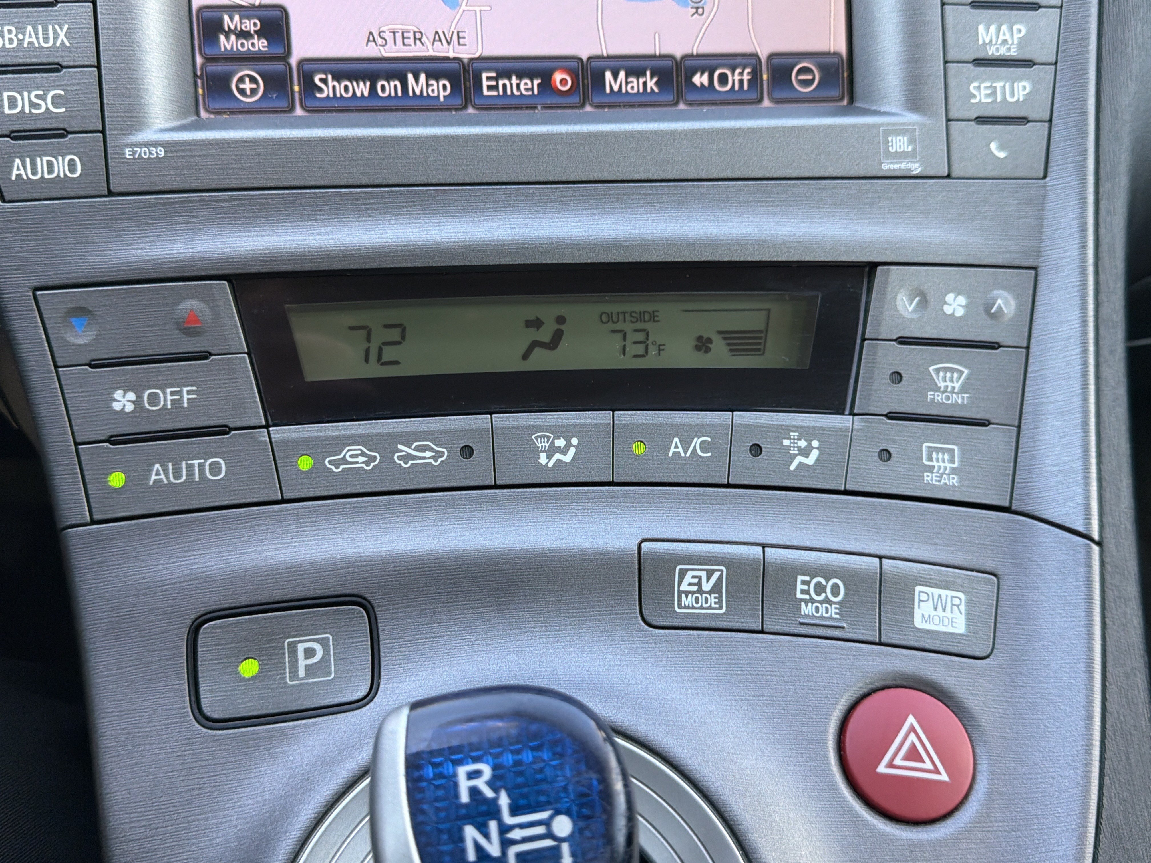 Used 2013 Toyota Prius Four w/ Deluxe Solar Roof Pkg FWD image 15