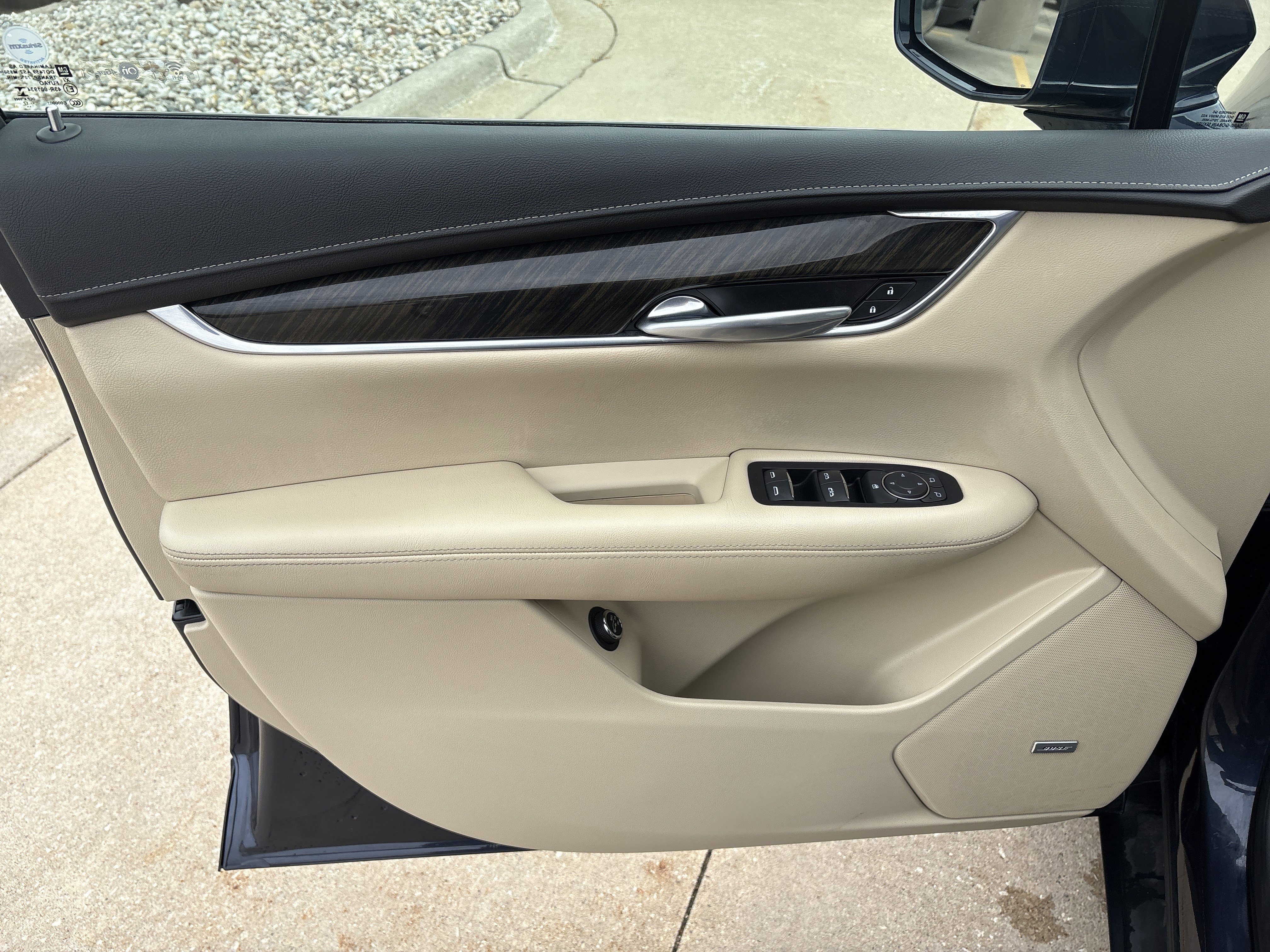 Used 2018 Cadillac XT5 AWD image 10