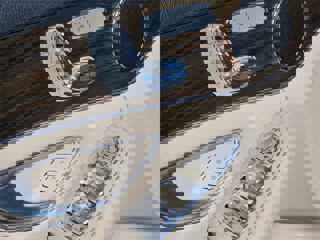 Used 2018 Mercedes-Benz C 300 4MATIC Sedan image 14