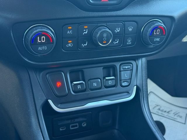 Used 2020 GMC Terrain SLT w/ Elevation Edition FWD image 18