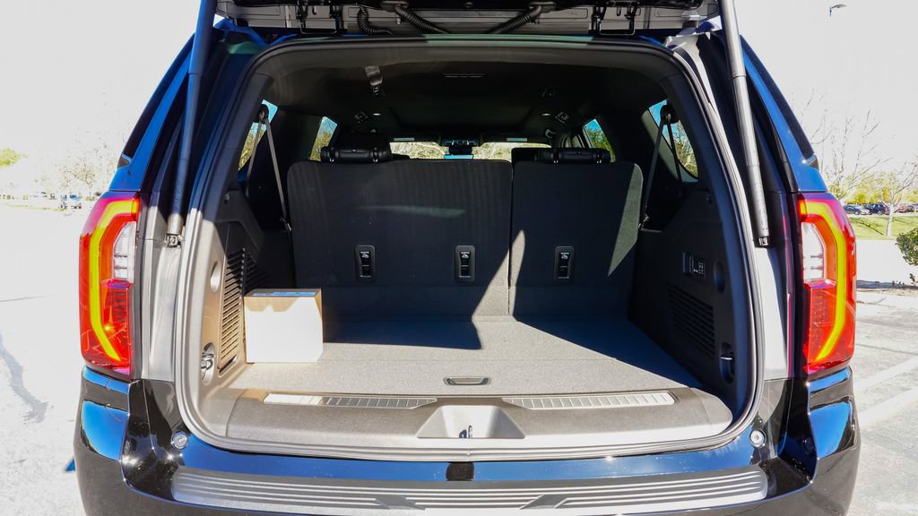 New 2026 GMC Yukon XL Denali AWD/4WD image 9