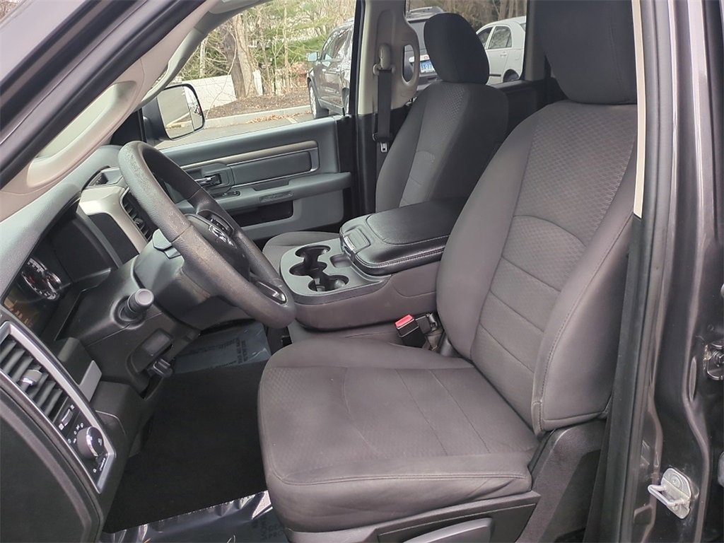Used 2019 RAM 1500 Classic Warlock image 12
