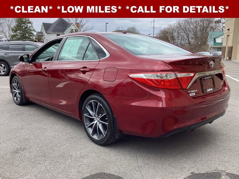 Used 2015 Toyota Camry XSE w/ Moonroof Package FWD image 6