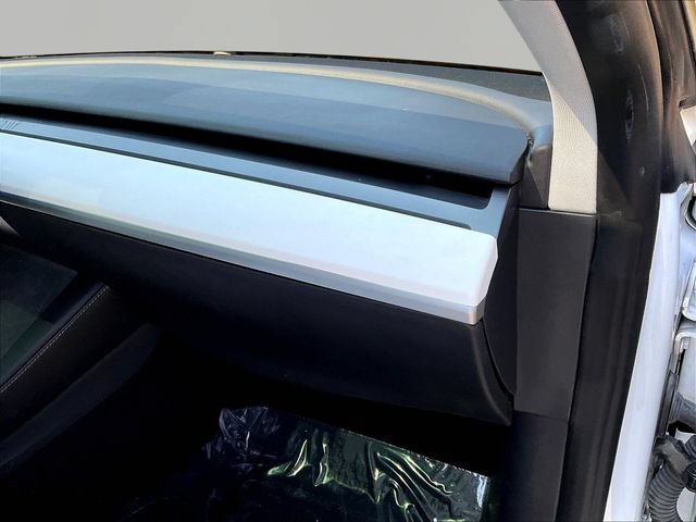 Used 2022 Tesla Model 3 Long Range AWD/4WD image 25