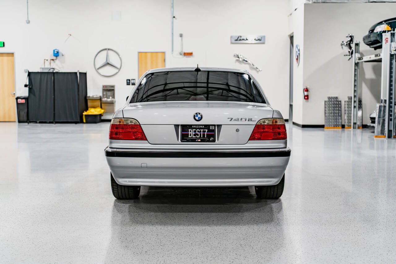 Used 2001 BMW 740iL RWD image 4
