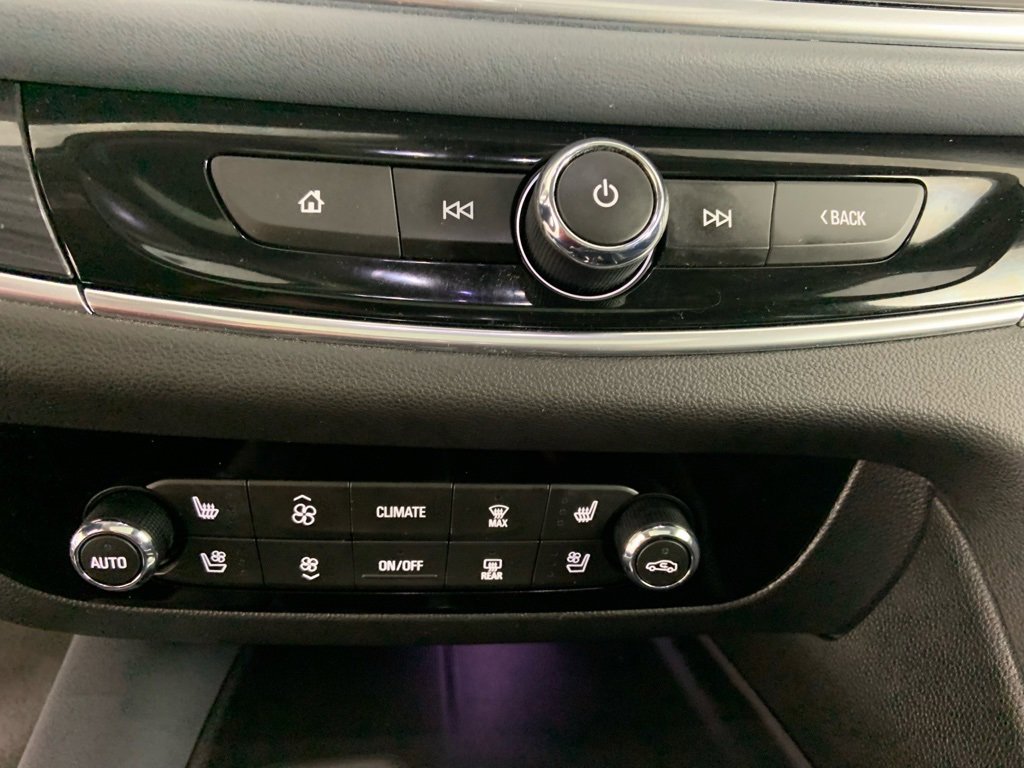 Used 2019 Buick Enclave Premium w/ Experience Buick Package image 31