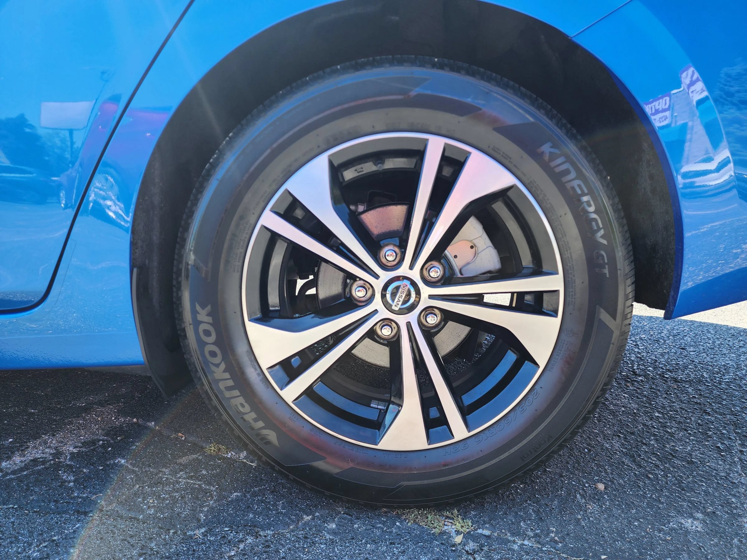 Used 2023 Nissan Sentra SV w/ All-Weather Package FWD image 22