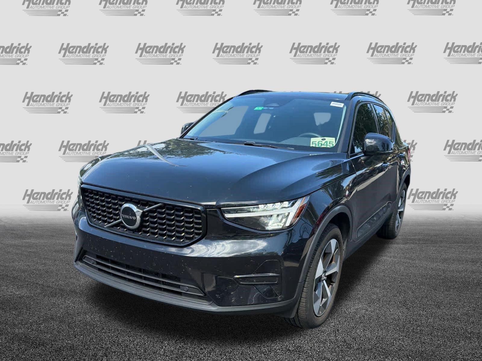 Certified 2024 Volvo XC40 B5 Core w/ Protection Package Premier AWD/4WD image 44