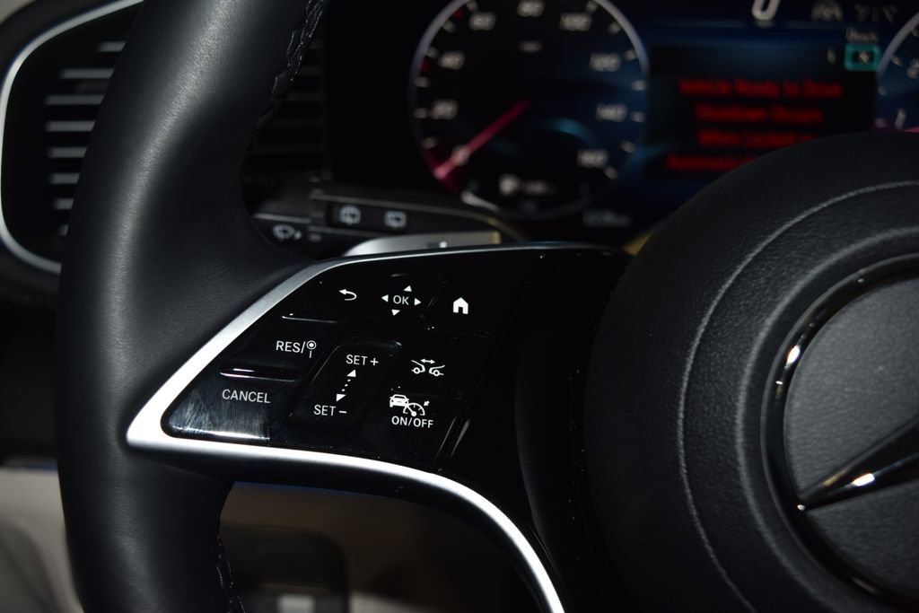 Certified 2026 Mercedes-Benz GLE 450 4MATIC image 9