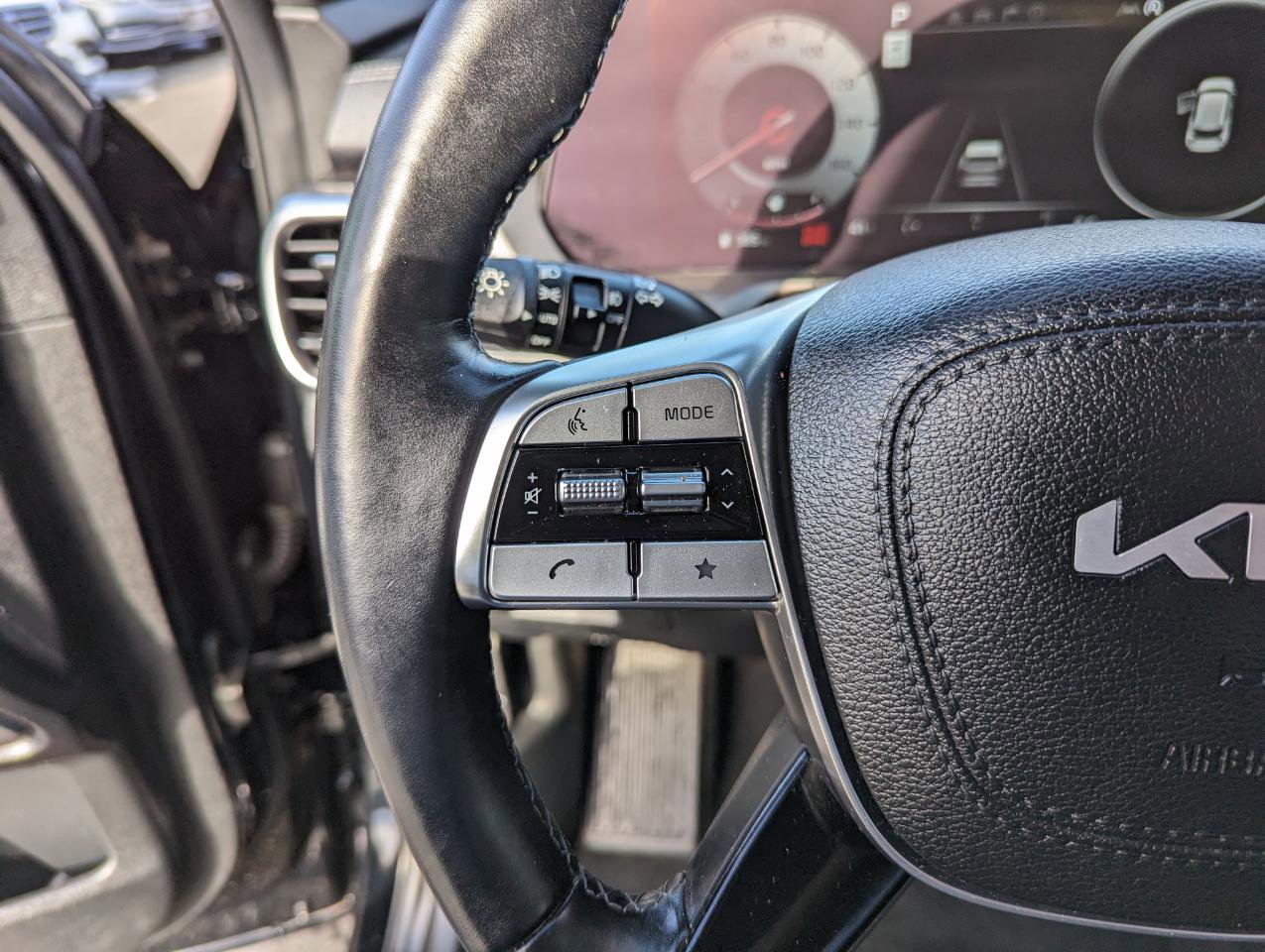 Used 2024 Kia Telluride SX Prestige X-Line image 16