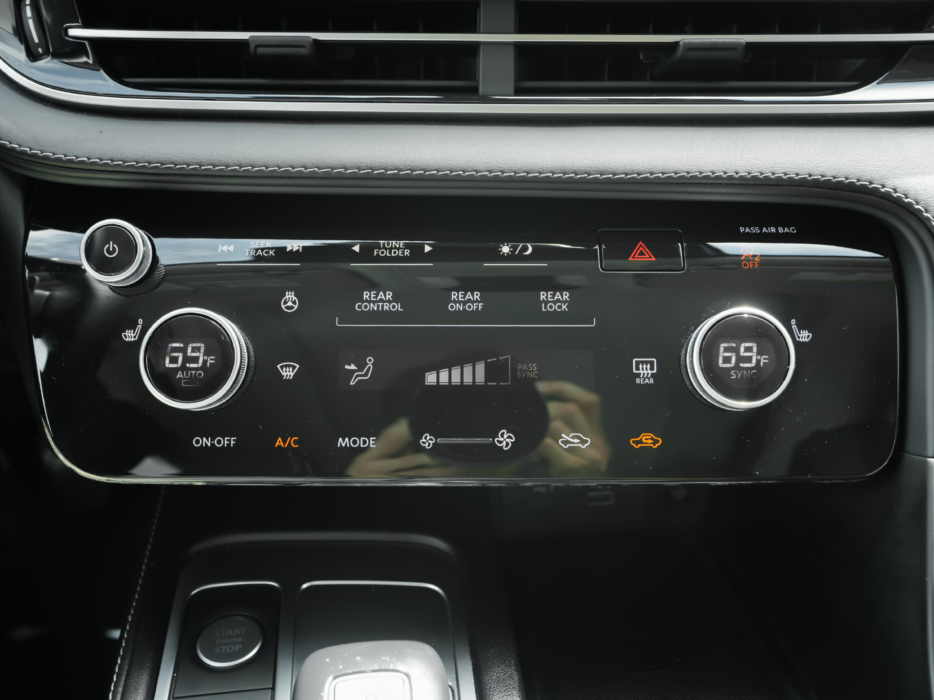 Used 2024 INFINITI QX60 Pure FWD image 16