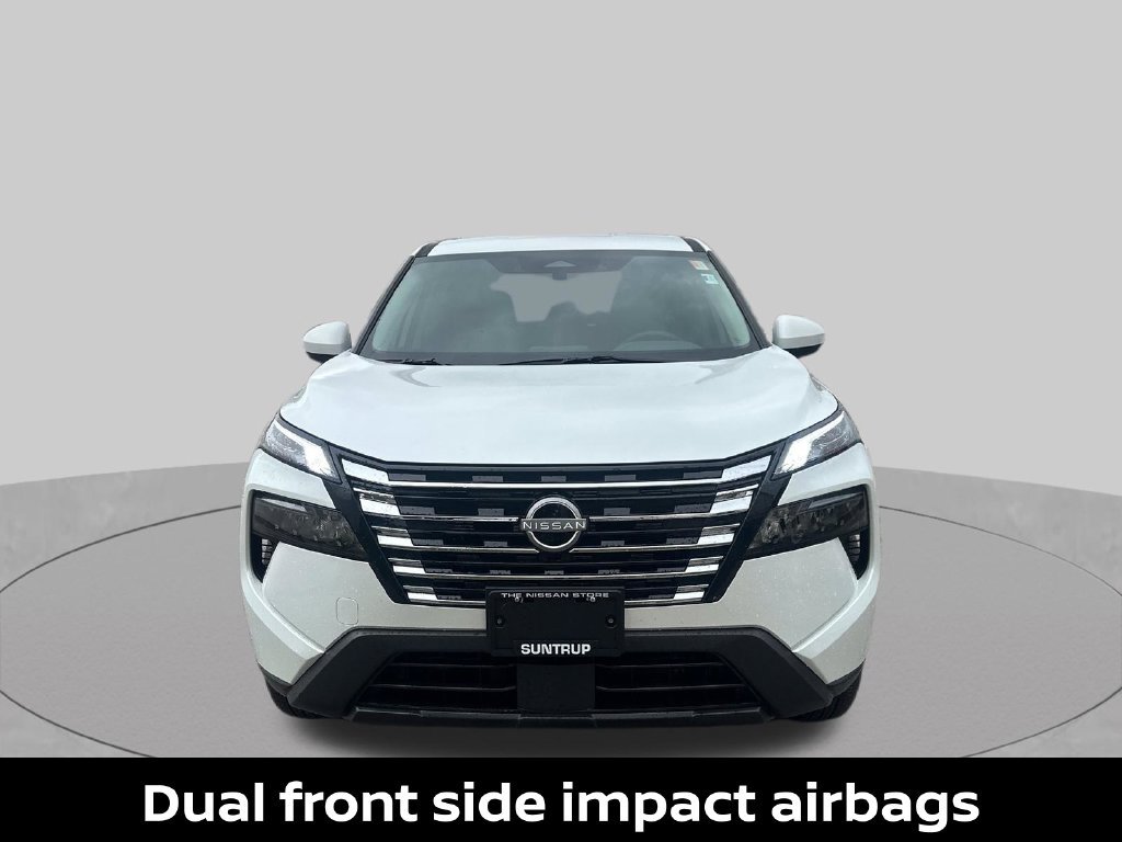 Certified 2026 Nissan Rogue SV AWD/4WD image 42