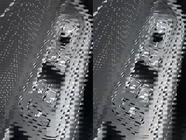 Used 2024 Volkswagen Atlas SEL Premium R-Line image 41