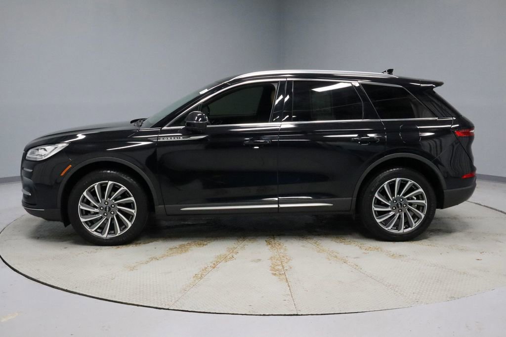 Used 2023 Lincoln Corsair Reserve image 9