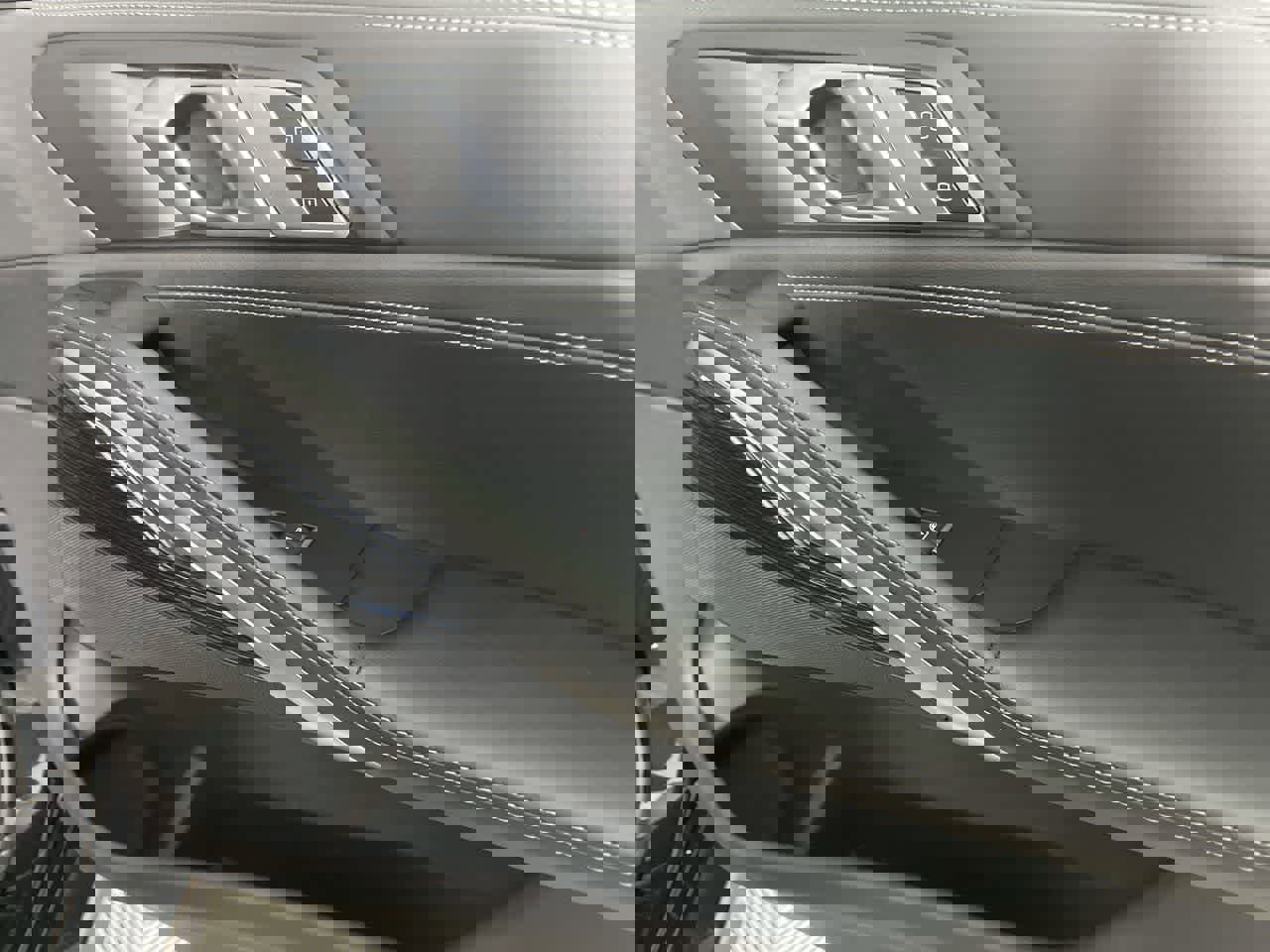 Certified 2024 BMW X6 xDrive40i w/ M Sport Professional Package image 17