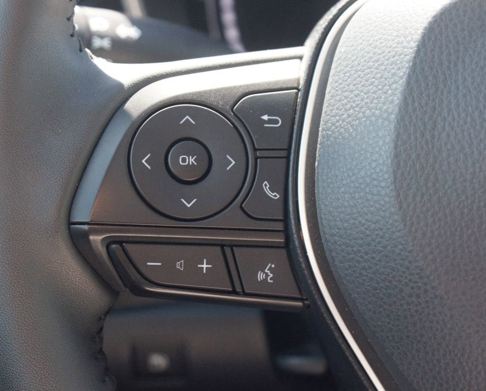 Used 2025 Toyota Corolla XLE FWD image 10