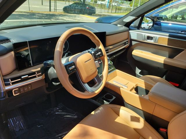 Used 2025 Hyundai Santa Fe Limited image 11