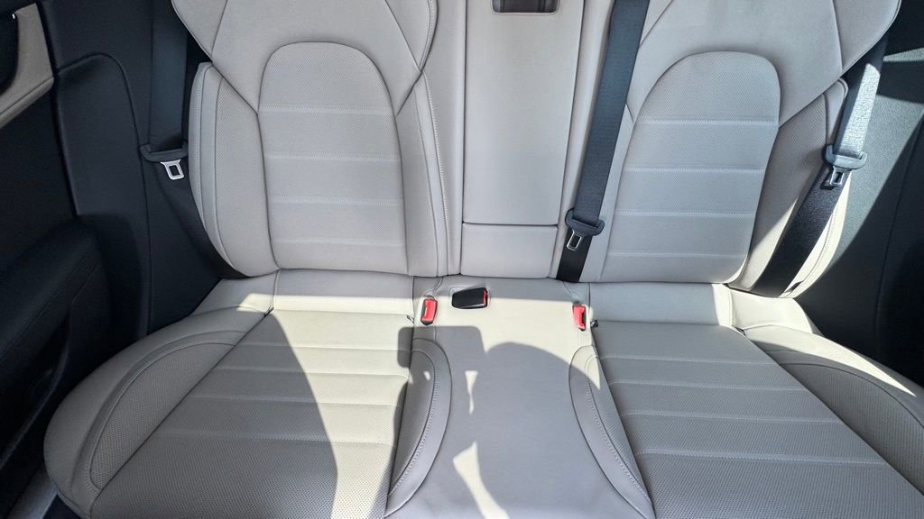 Used 2025 Porsche Panamera 4 image 26