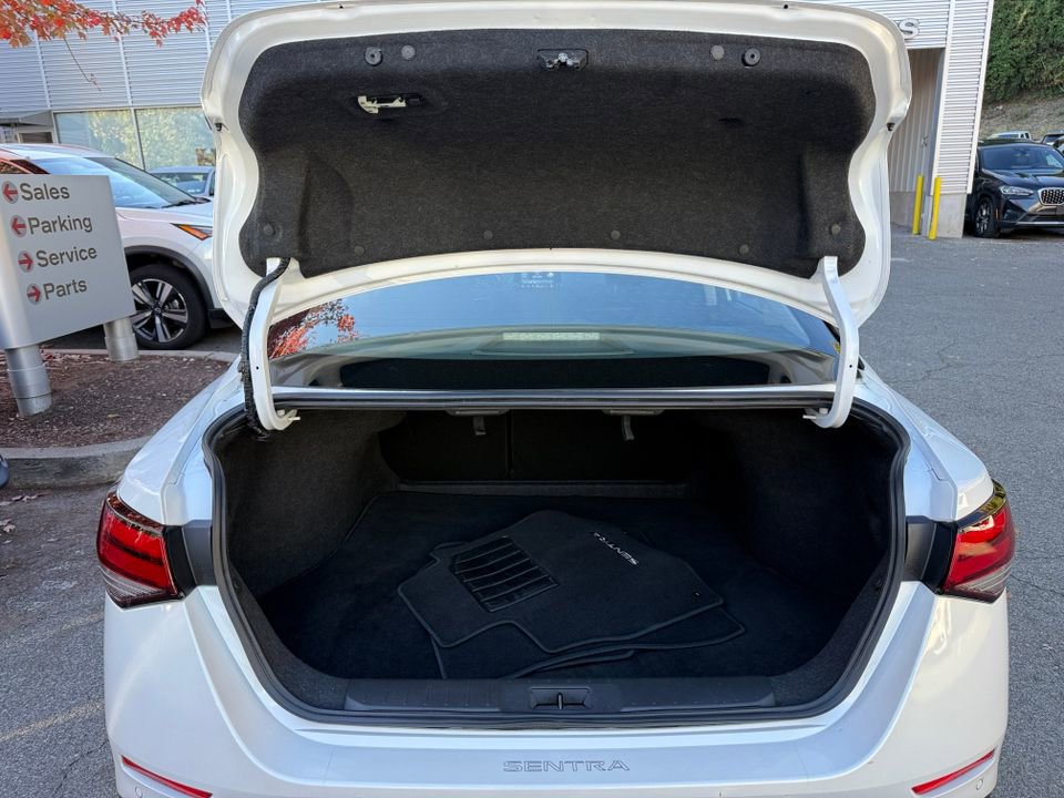 Used 2024 Nissan Sentra SR w/ Trunk Package image 29