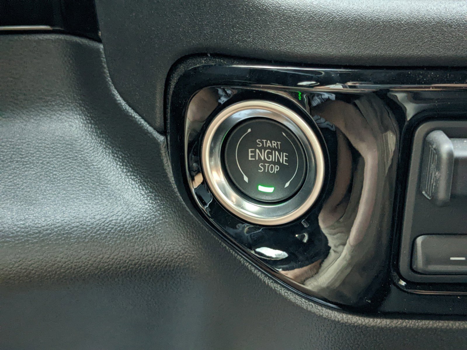 New 2025 Chevrolet Silverado 1500 LT image 31