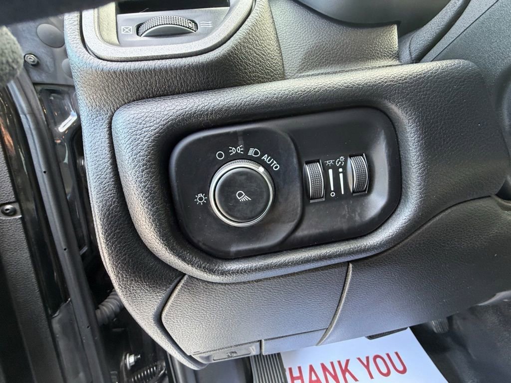 Used 2020 RAM 3500 Tradesman w/ Chrome Appearance Group image 20