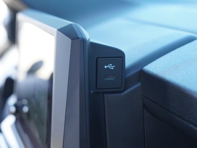 Certified 2025 Toyota Tacoma SR5 image 29
