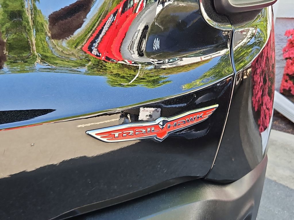 Used 2023 Jeep Renegade Trailhawk image 30